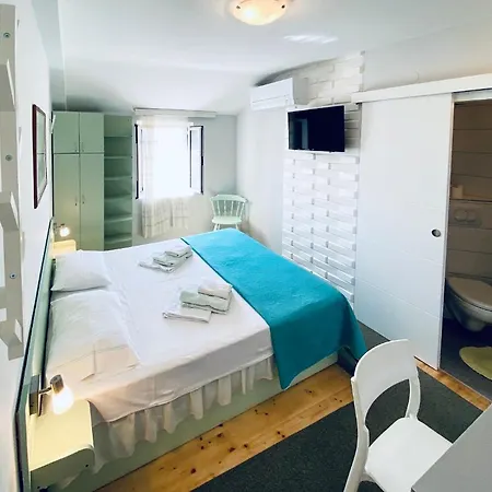 Apartment Provita Komiza