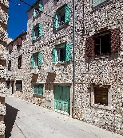 Provita Apartment Komiza
